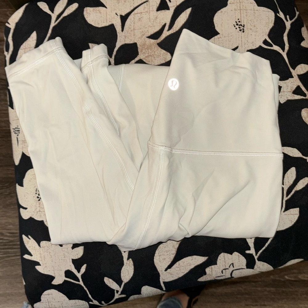 Lulu bone align leggings